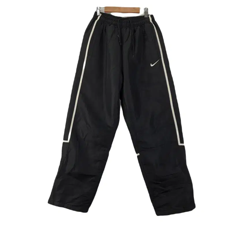 E8799 NIKE Men's 3032" Black Training Pants/Dirk