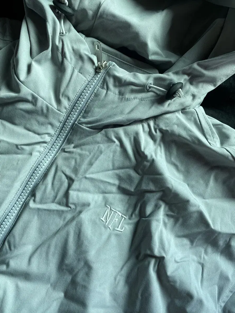 NFL Windbreaker 105 New