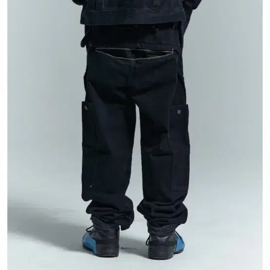 플라스틱프로덕트 MPa H-ZIP POCKET PANTS (BLACK)