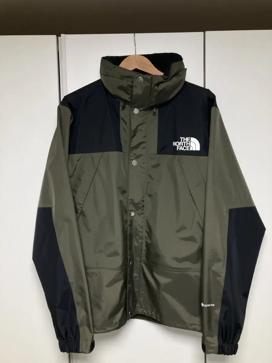 [XL] The North Face Mountain Gore-Tex Jacket