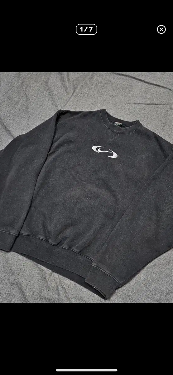 Nike 90's Mexico Middle Center Swoosh Logo Sweatshirt