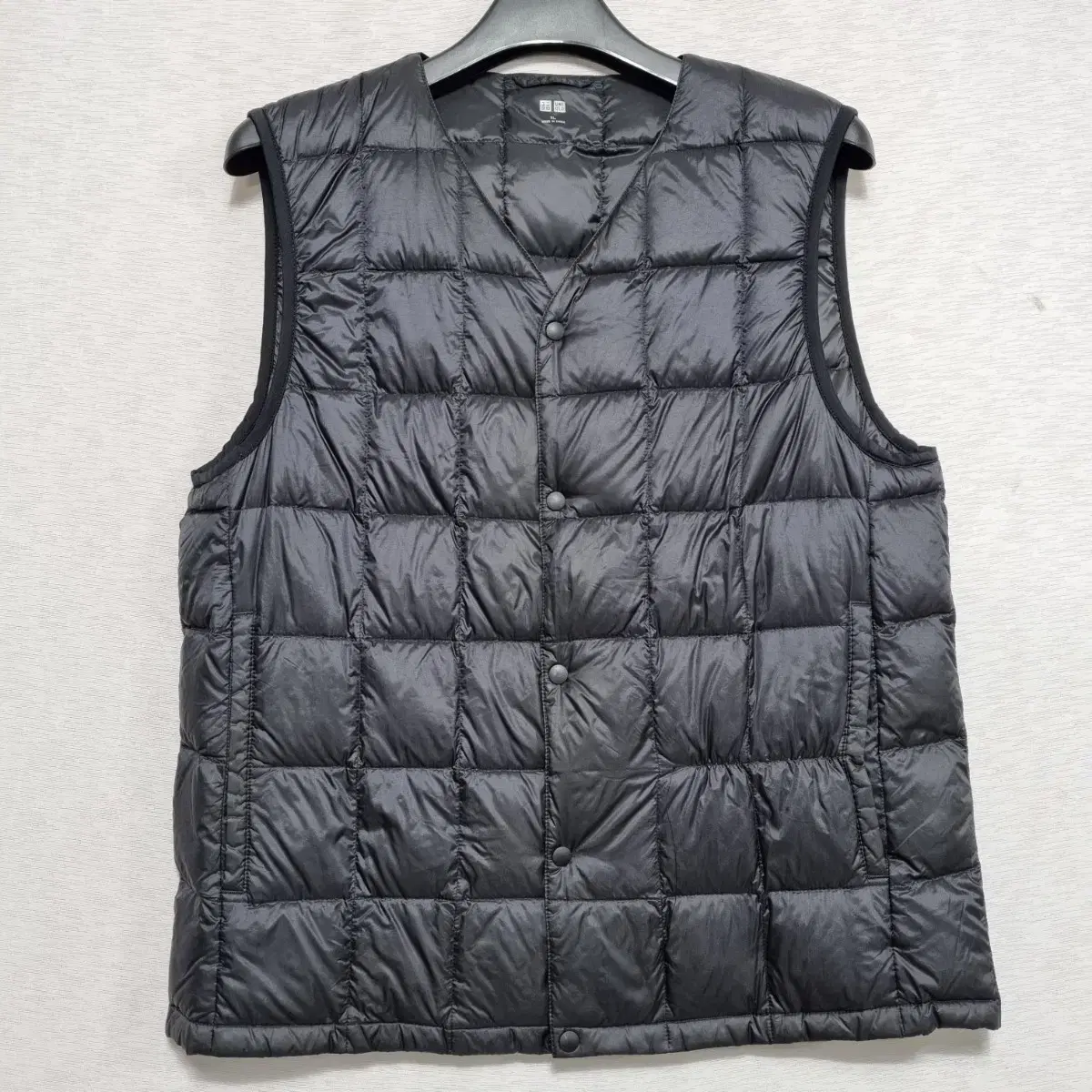 Uniqlo Black Duck Lightweight Padded Vest Men105ㅡ1122