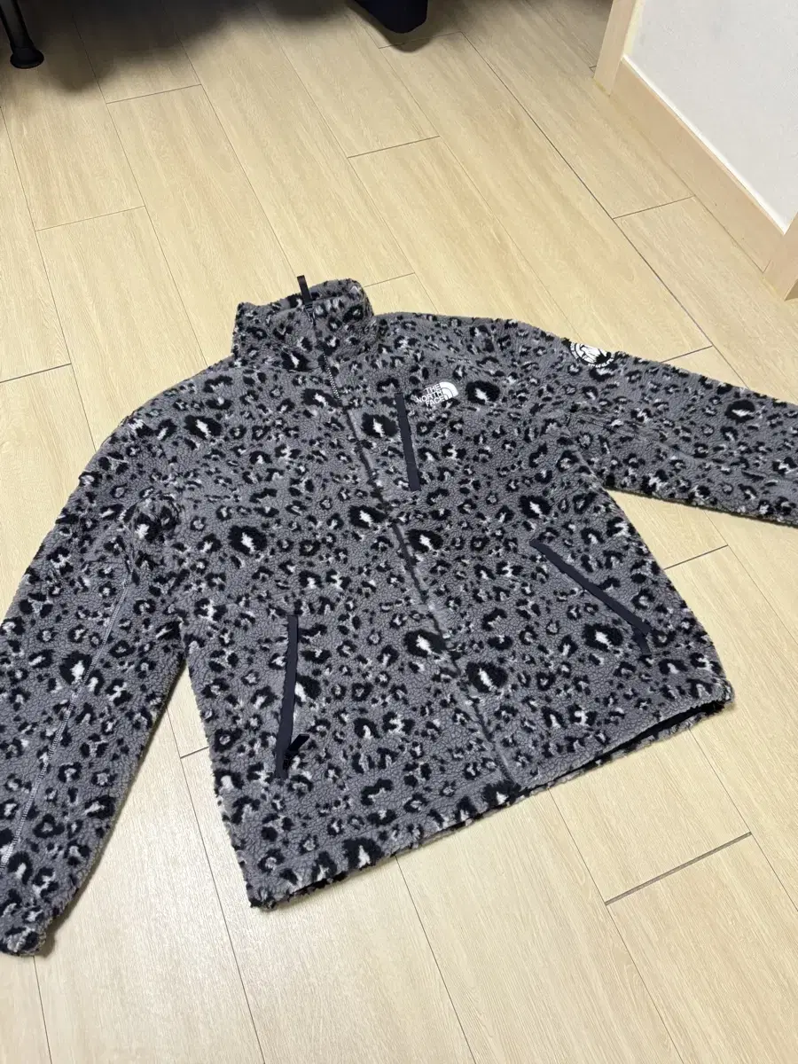 [2XL] The North Face Leopard Fleece Jacket