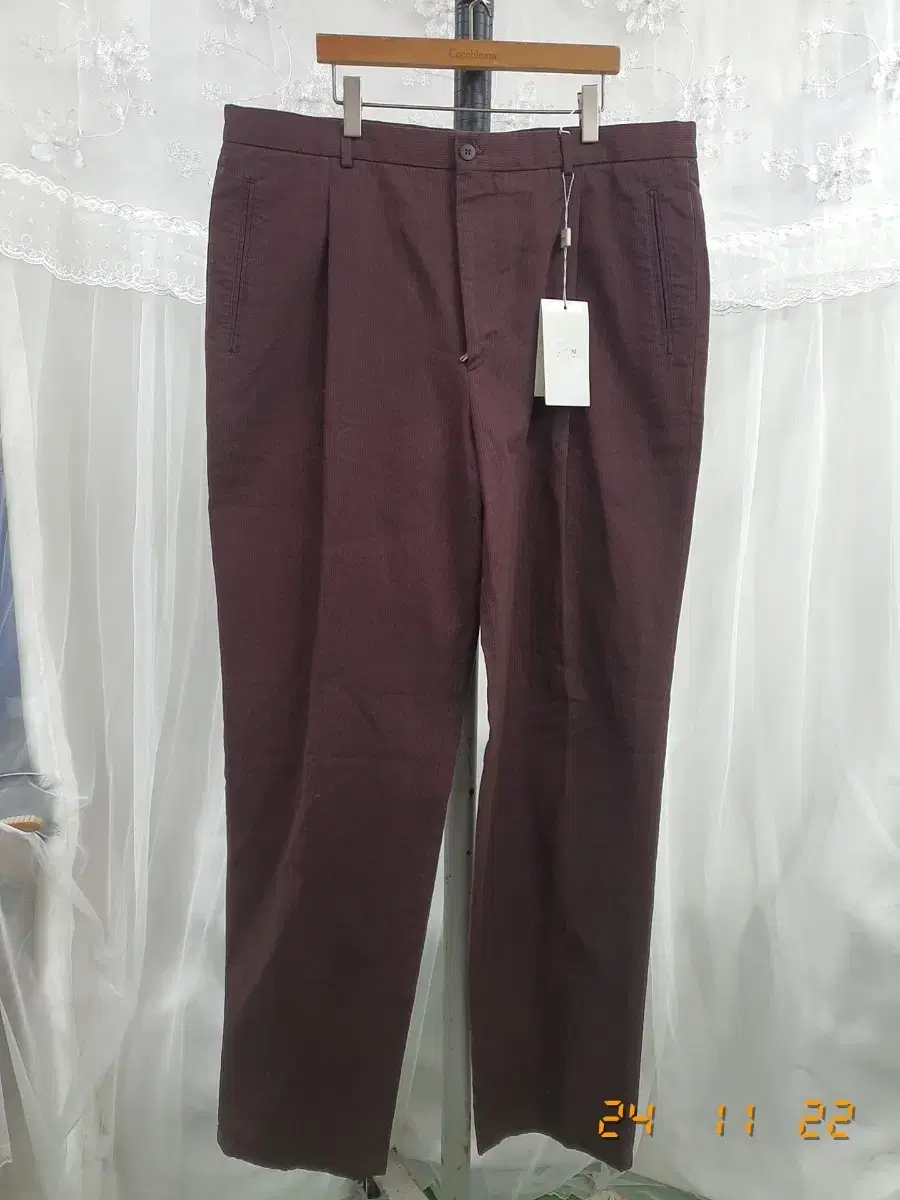 Almani pants 54 (see 4th photo for actual color)