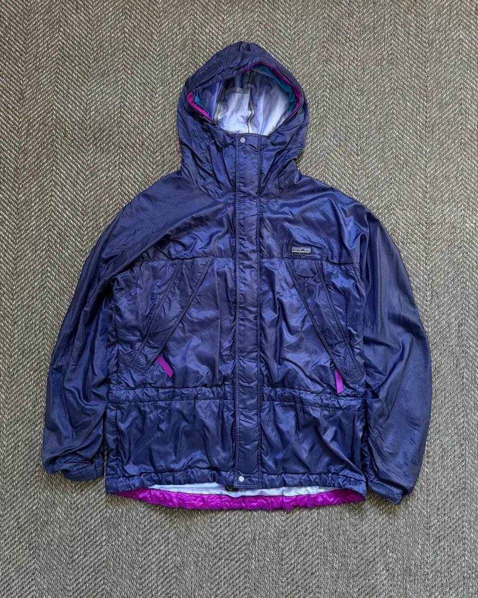 90s Patagonia Ripstop Nylon Windbreaker (100-105)