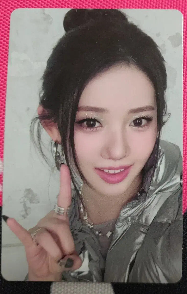 Baby Monster DRIP Laura Photocard