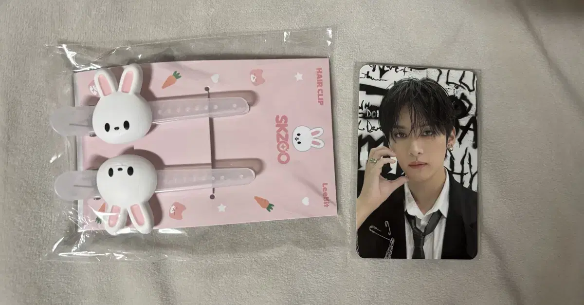 Skzoo skz md Hairclip + photocard WTS