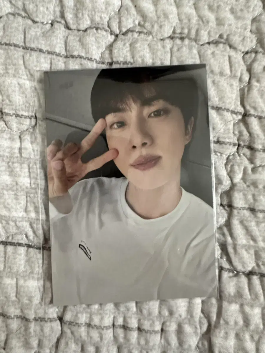 Seokjin Happy pop up pre-order benefitphotocard