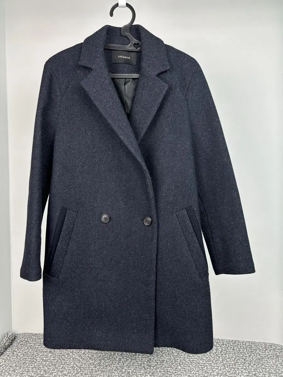 Shizumisu wool coat size 55