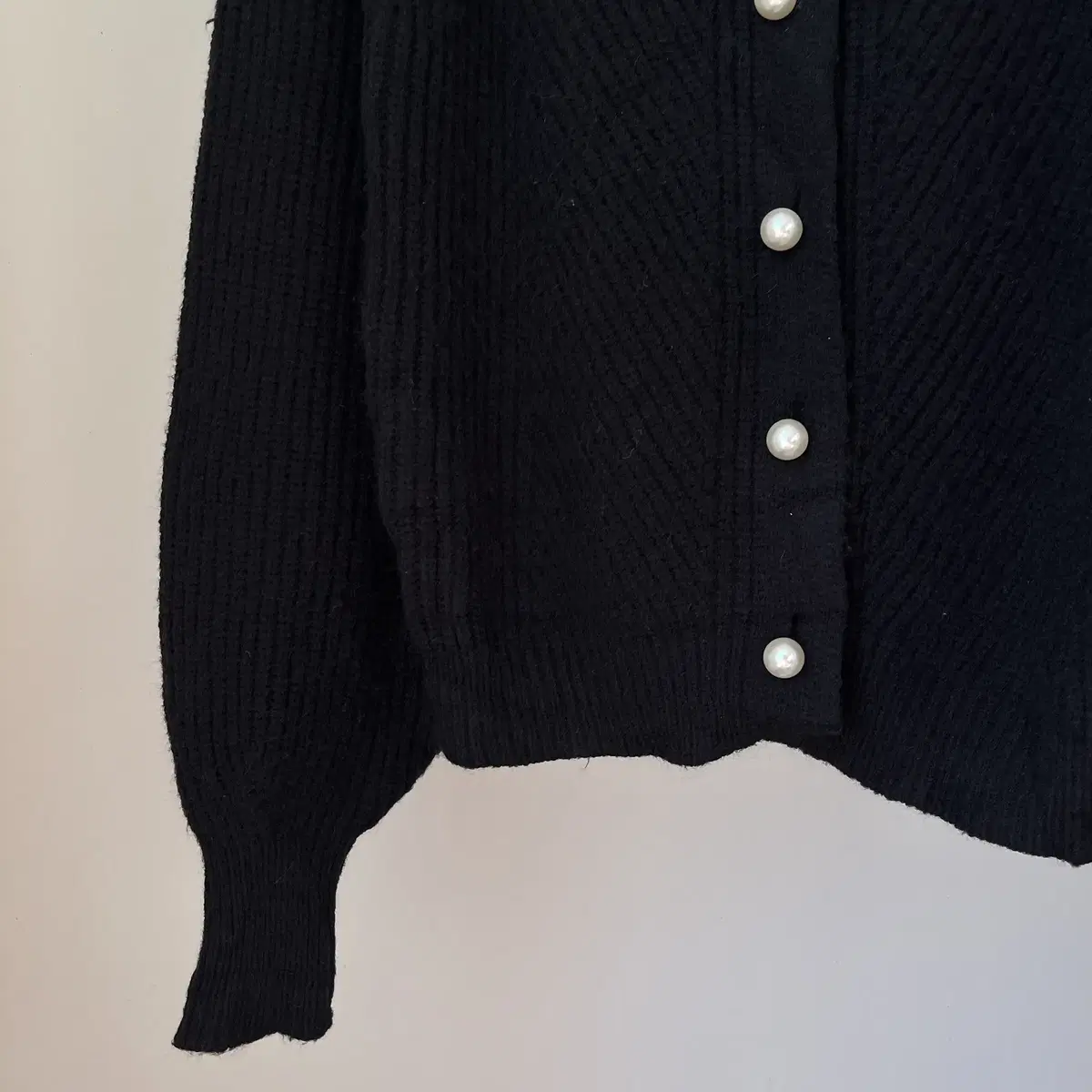 EDIT SHEEN Pearl Button Cardigan