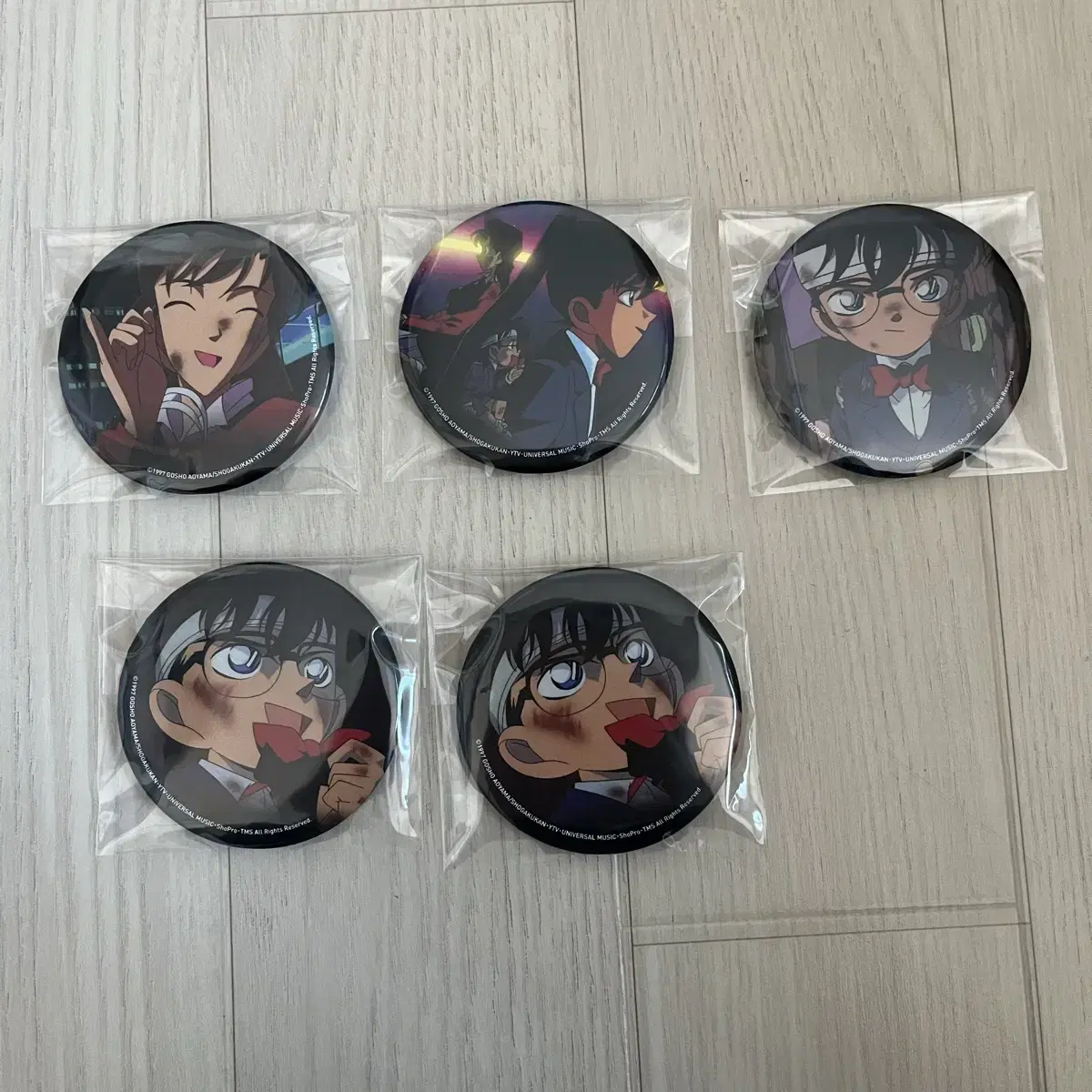 Detective Conan Yongsan pop up Skyscraper Can Badge of the Timed Device wts Merchandise