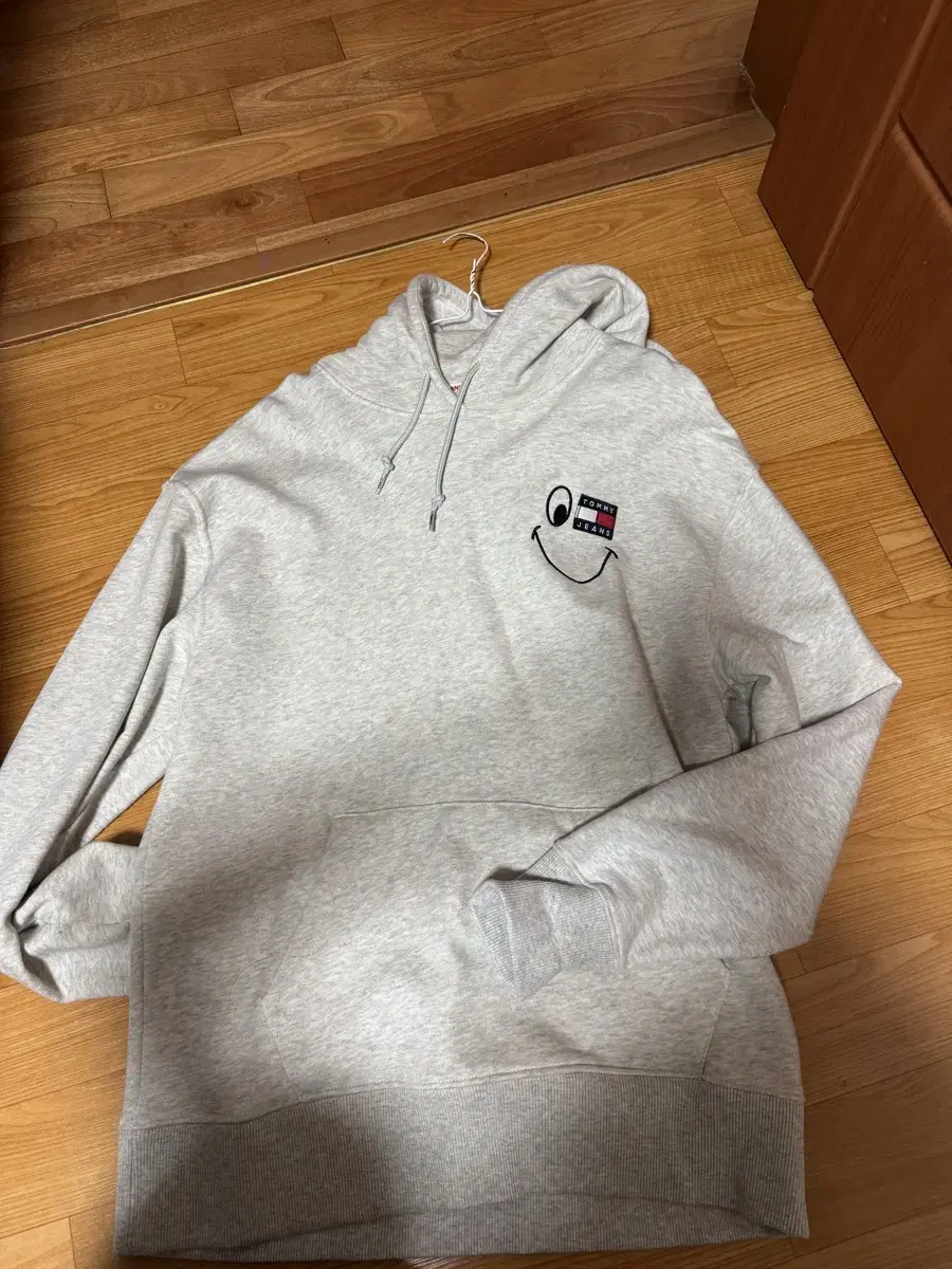 Tommy Jins Hoodie (New)