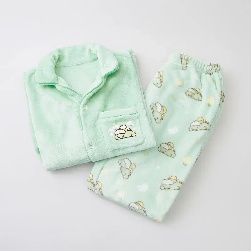 [SOLD] Pixelly Dinosaur M Sleepground collaboration pajamas