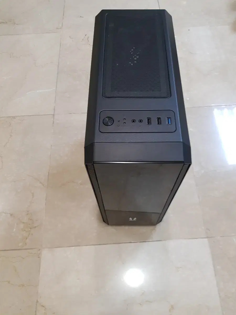 라이젠 5 3600 32램 ssd512hdd8t gtx1660슈퍼