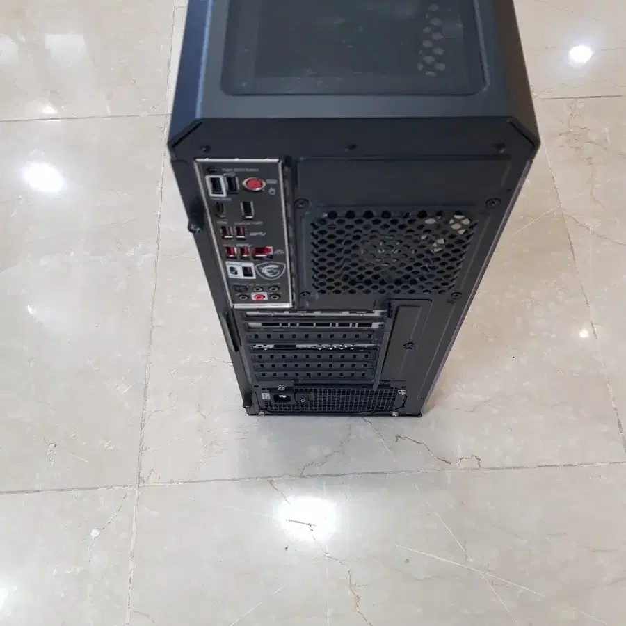 라이젠 5 3600 32램 ssd512hdd8t gtx1660슈퍼