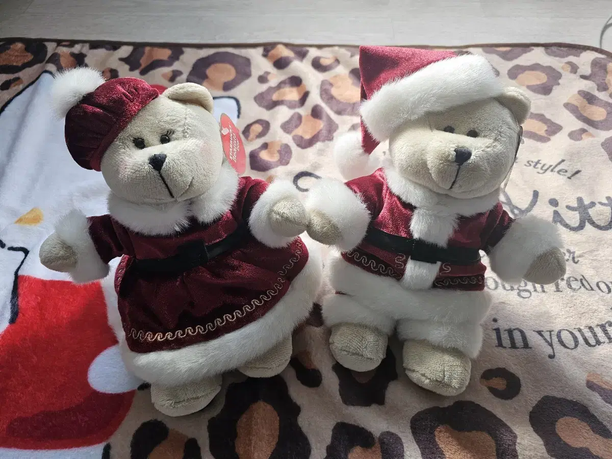 New 2015 Starbucks Bearista Christmas Santa dolls on sale for a limited time!