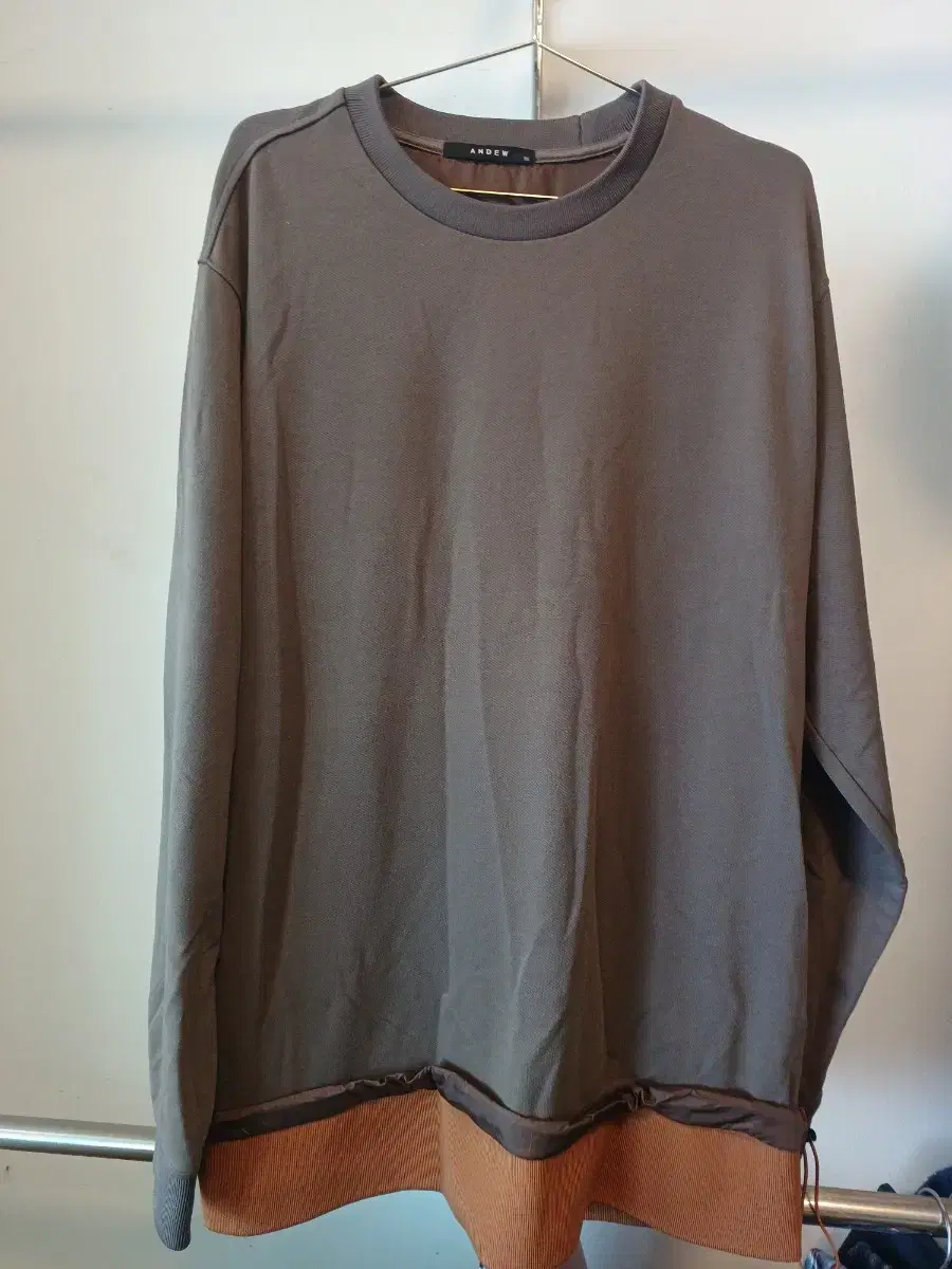 Andu Long Sleeve Tee 105