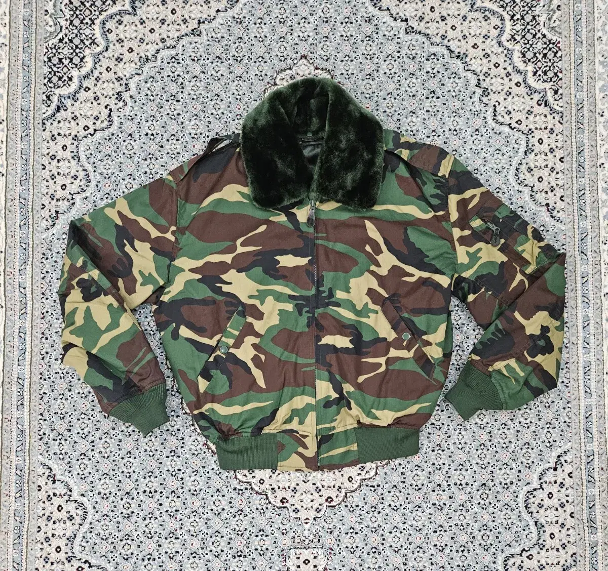 [last sale] army woodland pattern officer air jumper no.2 105 size feeling