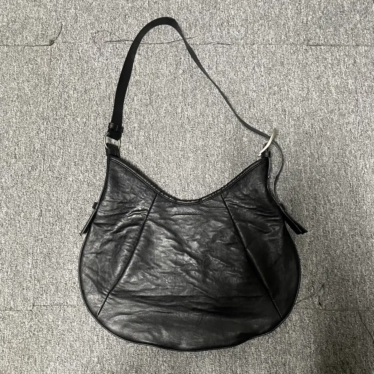 이우가마카라스 가방 H-buckle soft leather bag