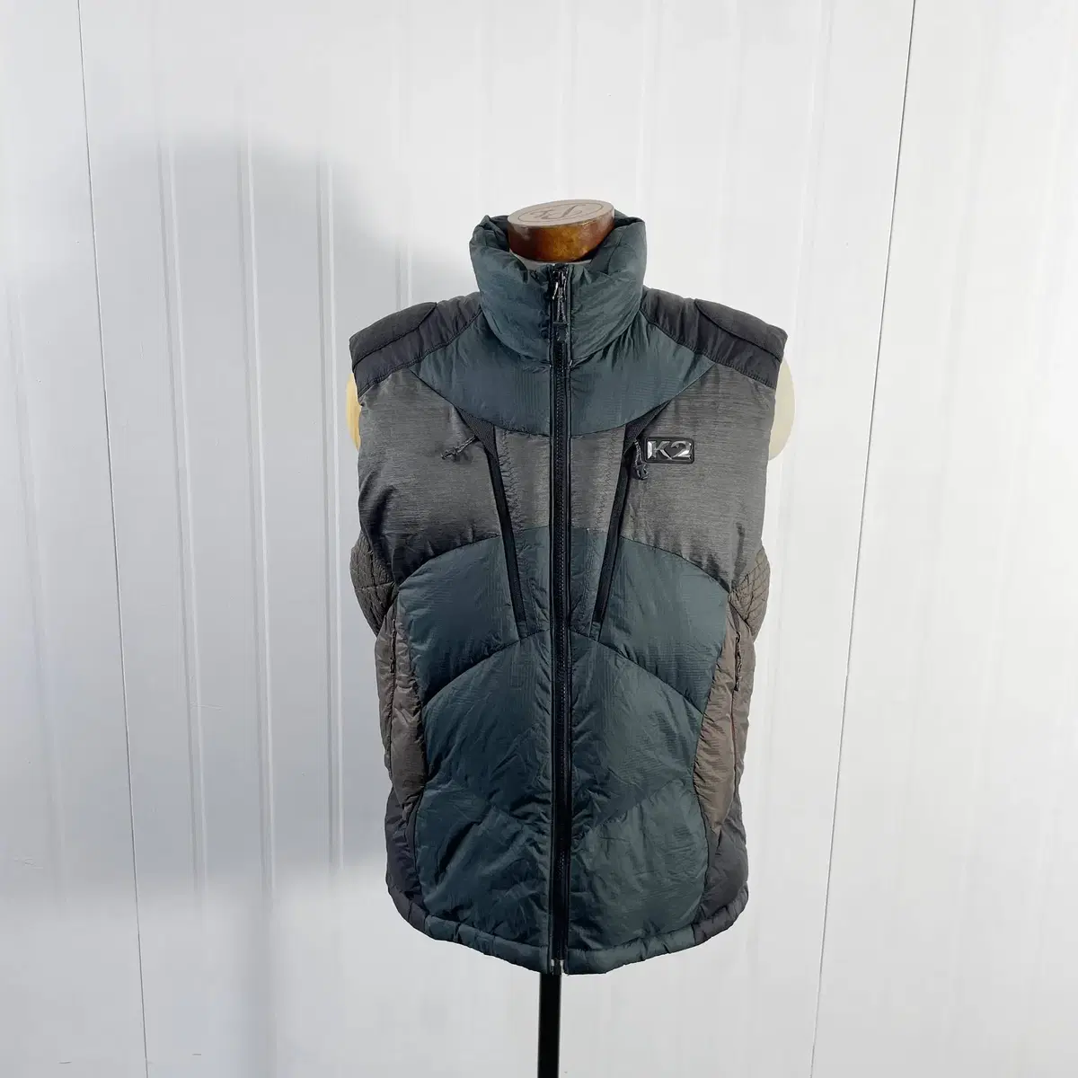 A1 K2 Down Puffer Vest Size 105