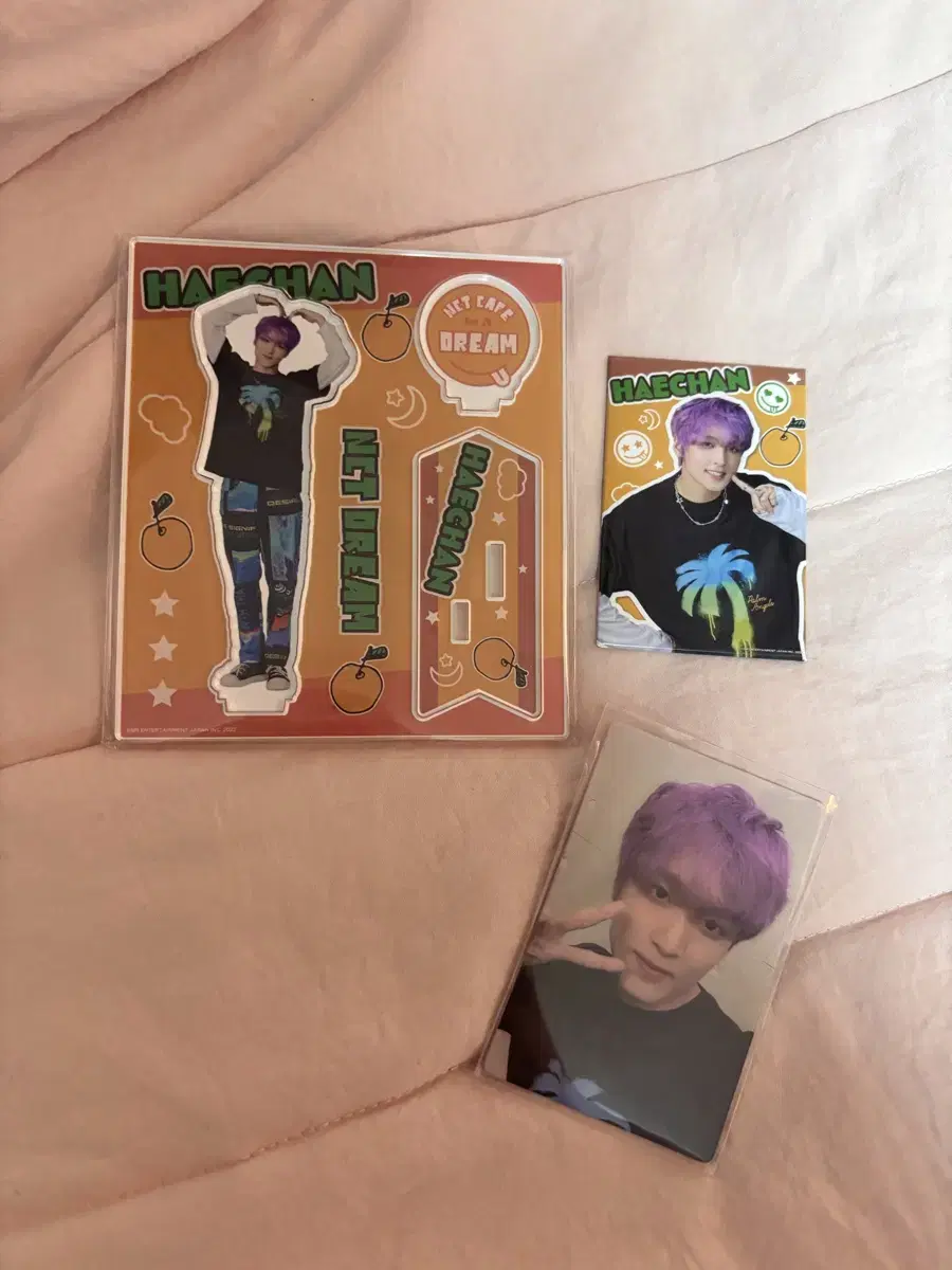 NCT DREAM haechan CAFE In A DREAM photocard acrylic Badges