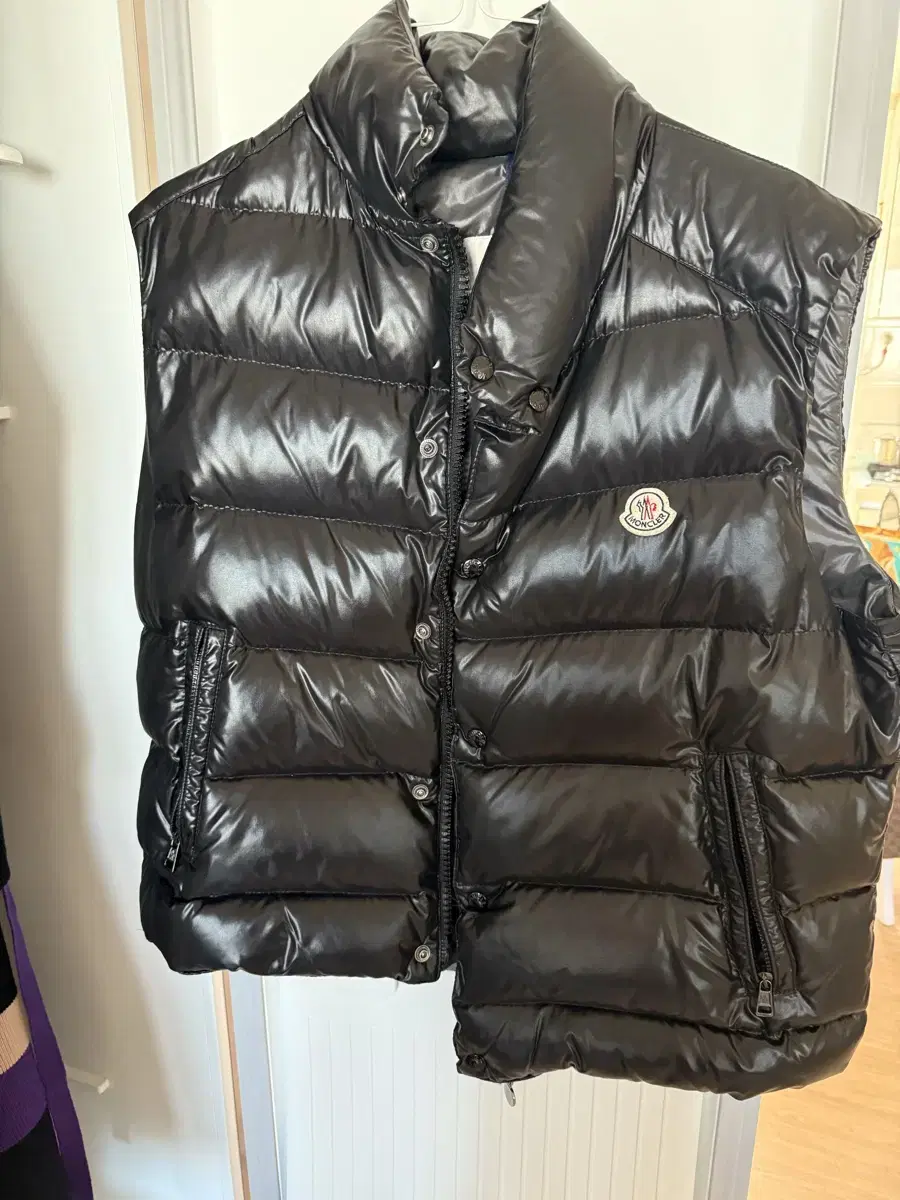 4]Moncler Tivoli Padded Vest