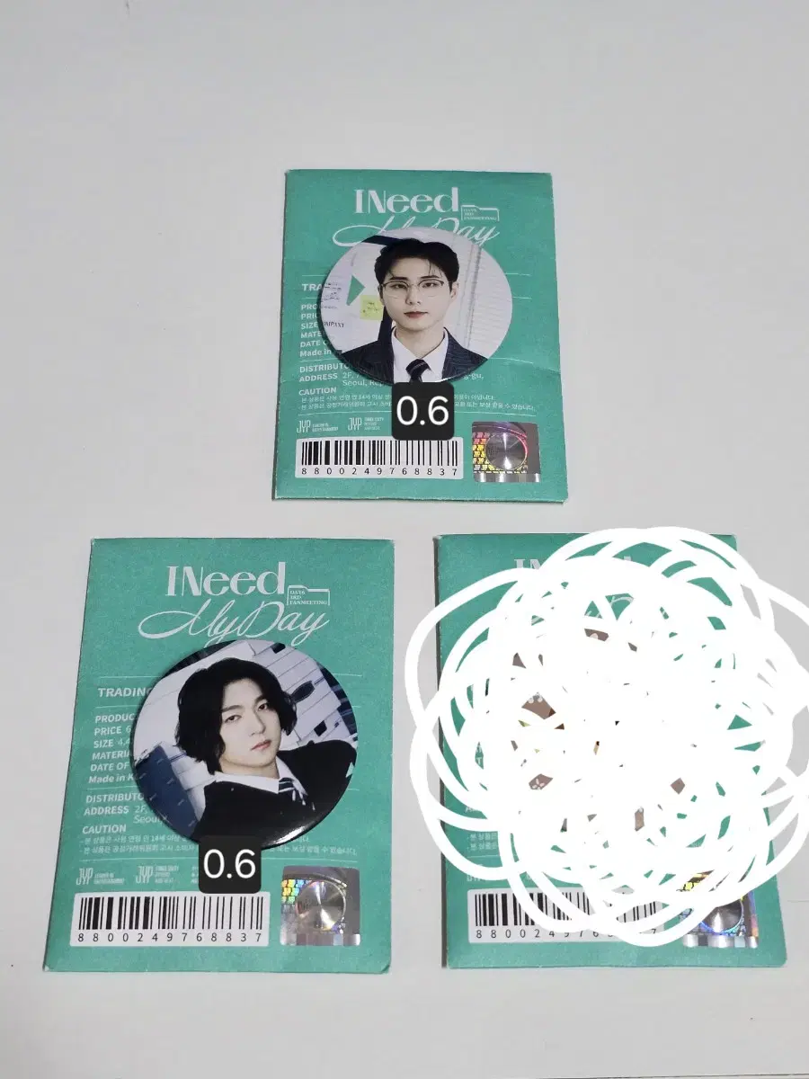 Day 6 fanmeeting MD Badge Sung Jin Sung Young Kaye