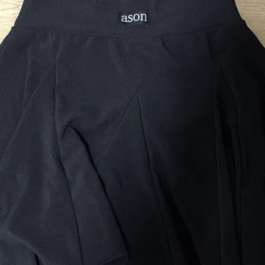 애즈온 DENN UNBALANCE SKIRT 언발란스 스커트