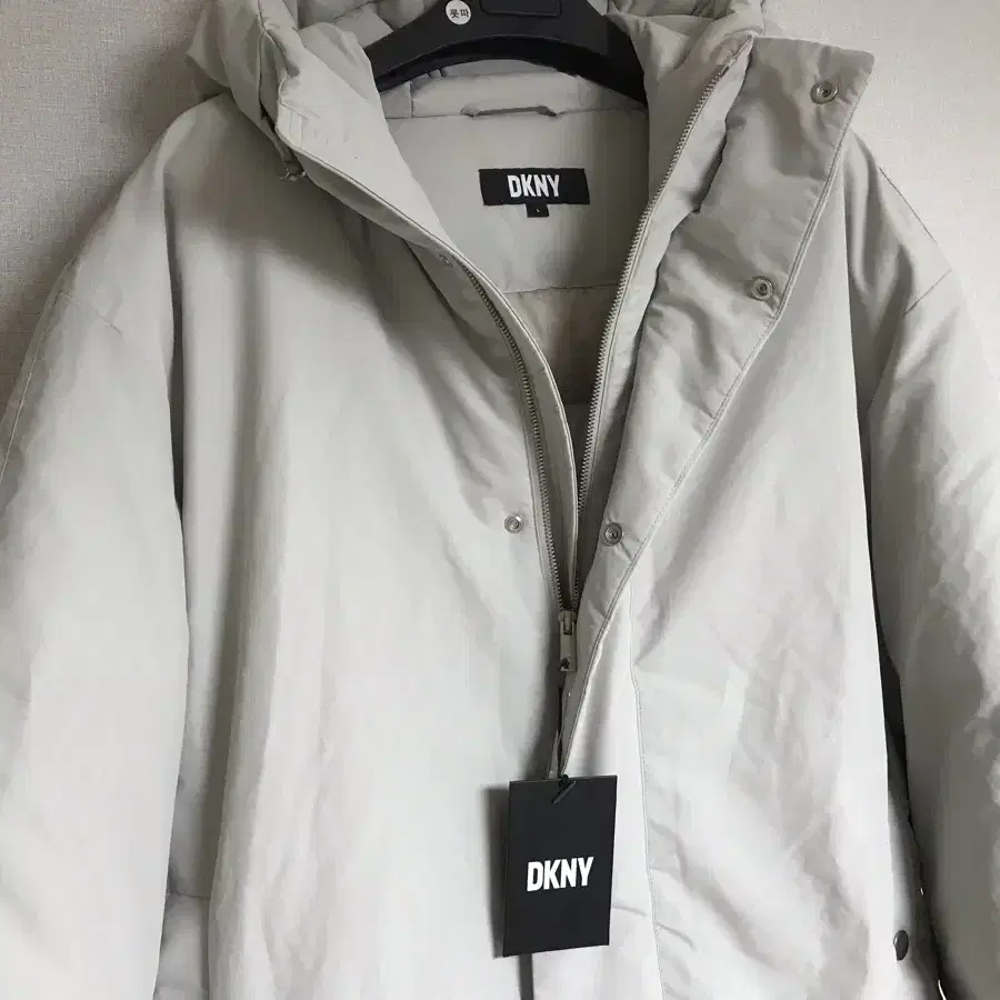 (새상품) DKNY 타임 라이트 구스 다운 거위처럼 패딩 L 105 사이