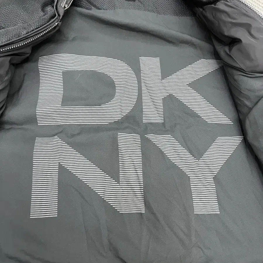 정품) DKNY 남성 패딩조끼