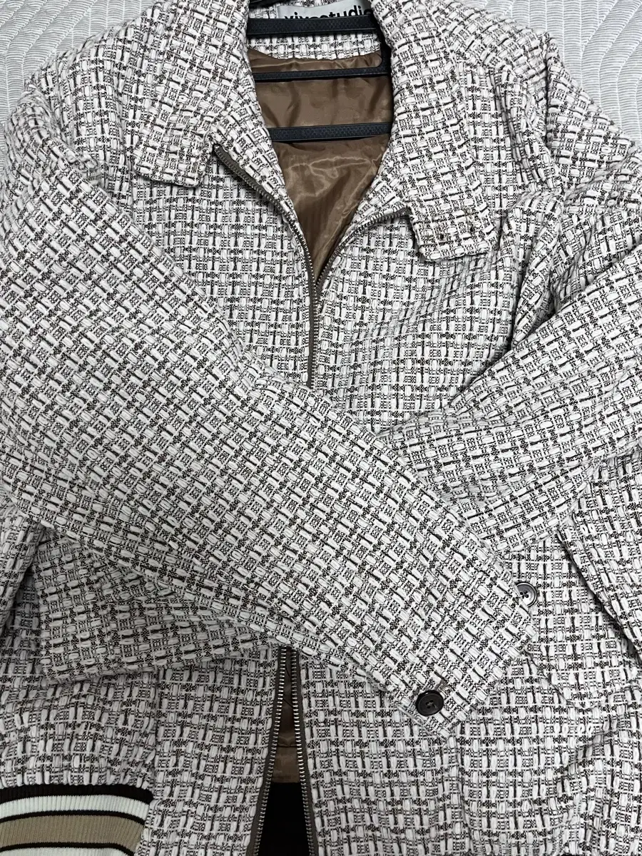 VivaStudio Tweed Jacket