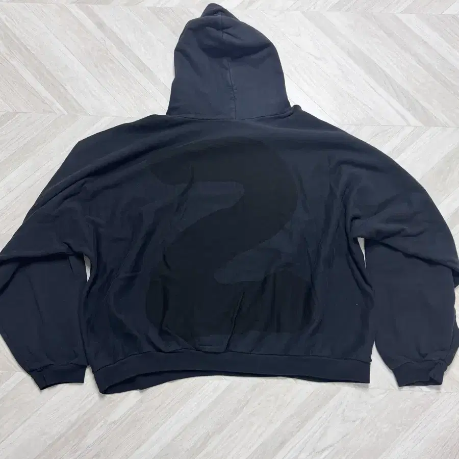 칸예 D2 lit match hoodie 신품  Size L