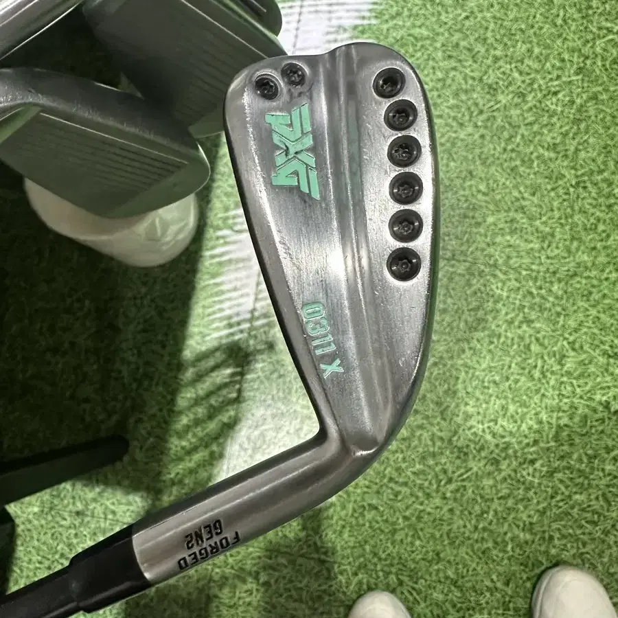 pxg gen3 0311p 5-g 아이언 팝니다 4번 드라이빙아이언포함