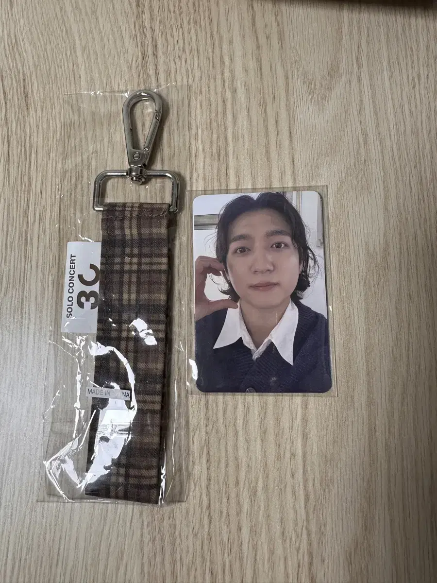 Sungjin WTS Solo Concert Makkon AdmissionPhotocard CheckKeyring Transfer