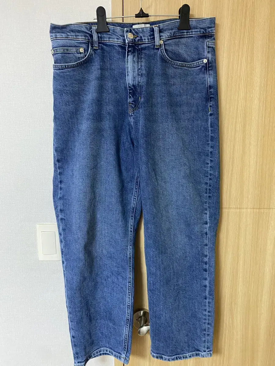 Ampre Jeans