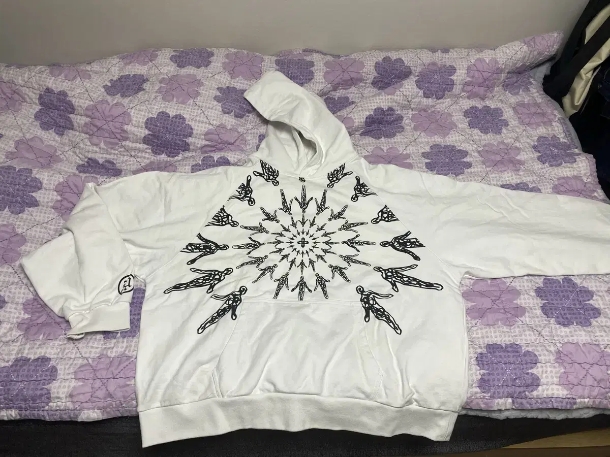 [L] Seriously Unborn Society Hoodie