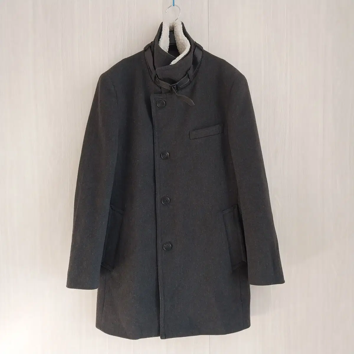 Zique wool (woolen) coat 95 size C11142