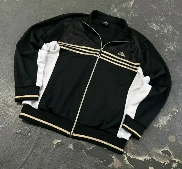 Adidas Triangle Logo Black, White and Gold Jersey100