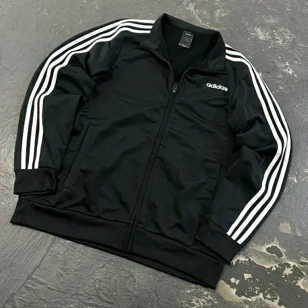 adidas Alphabet Black Jersey 105