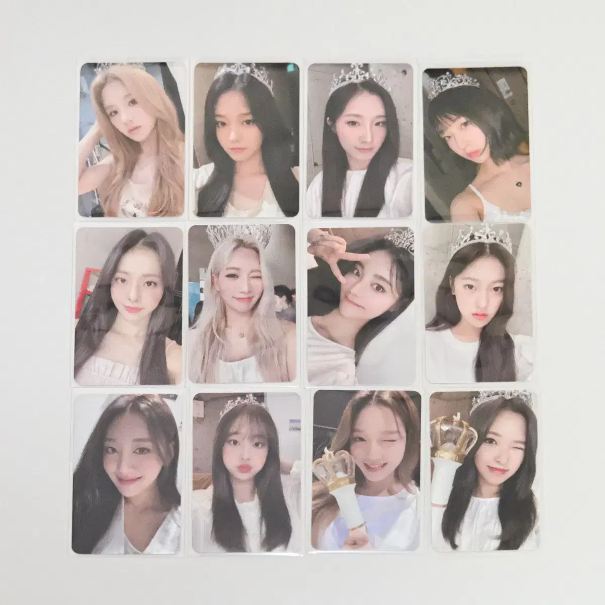 Loona lightstick 1st Anniversary Photo Card