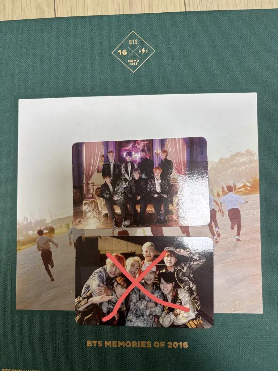 BTS Memories 2016 Blood Sweat Photocard