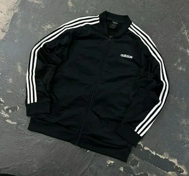 adidas Alphabet Black Jersey 105