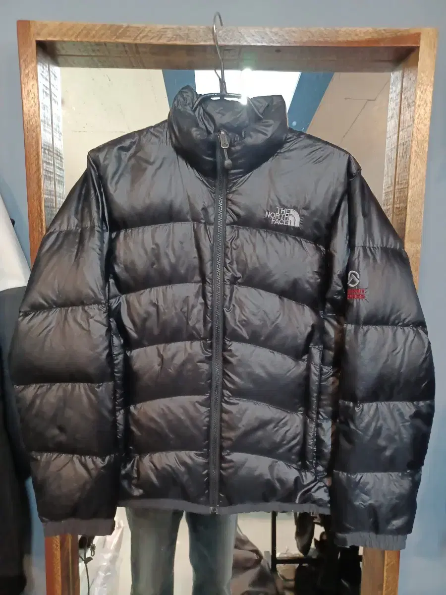 The North Face Summit Series Spherical Lightweight Padding 80