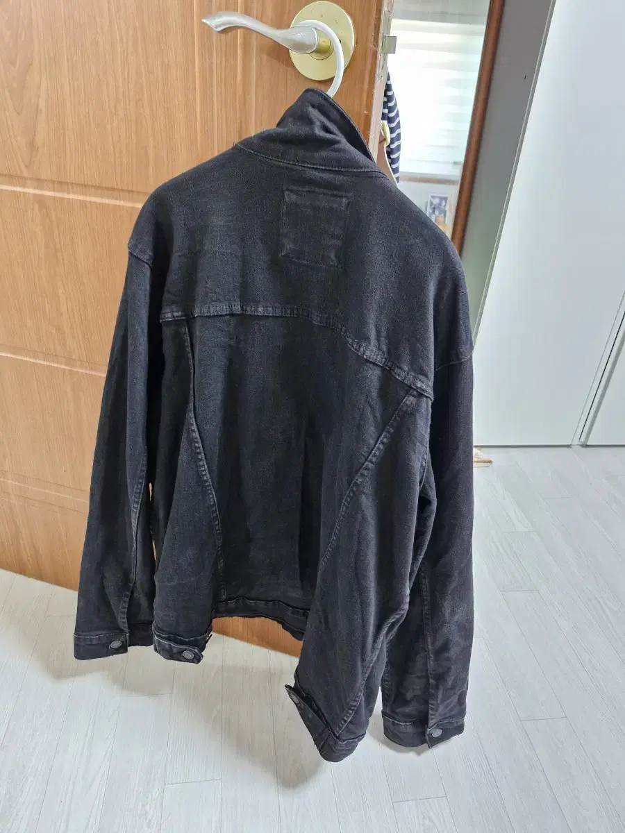 Zara Black JacketL42