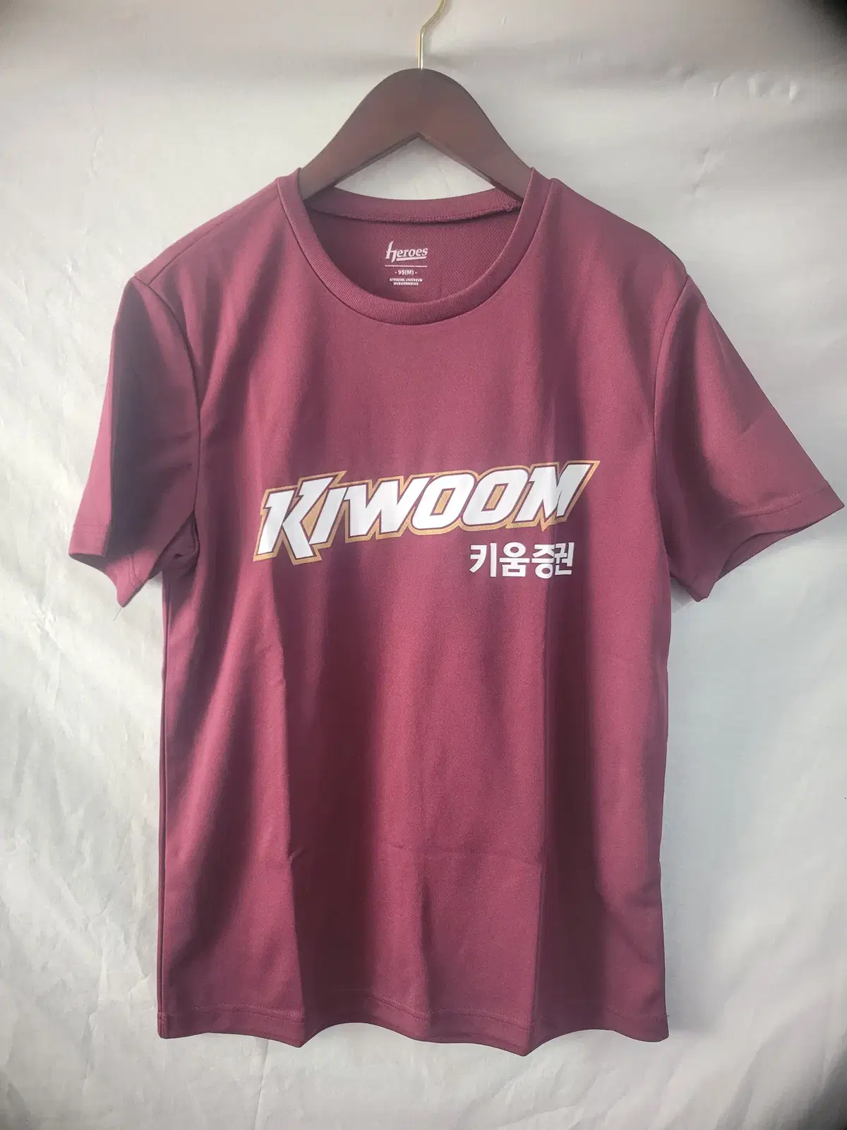 Key UM Heroes Lee Jung-hoo T-Shirt Burgundy 95