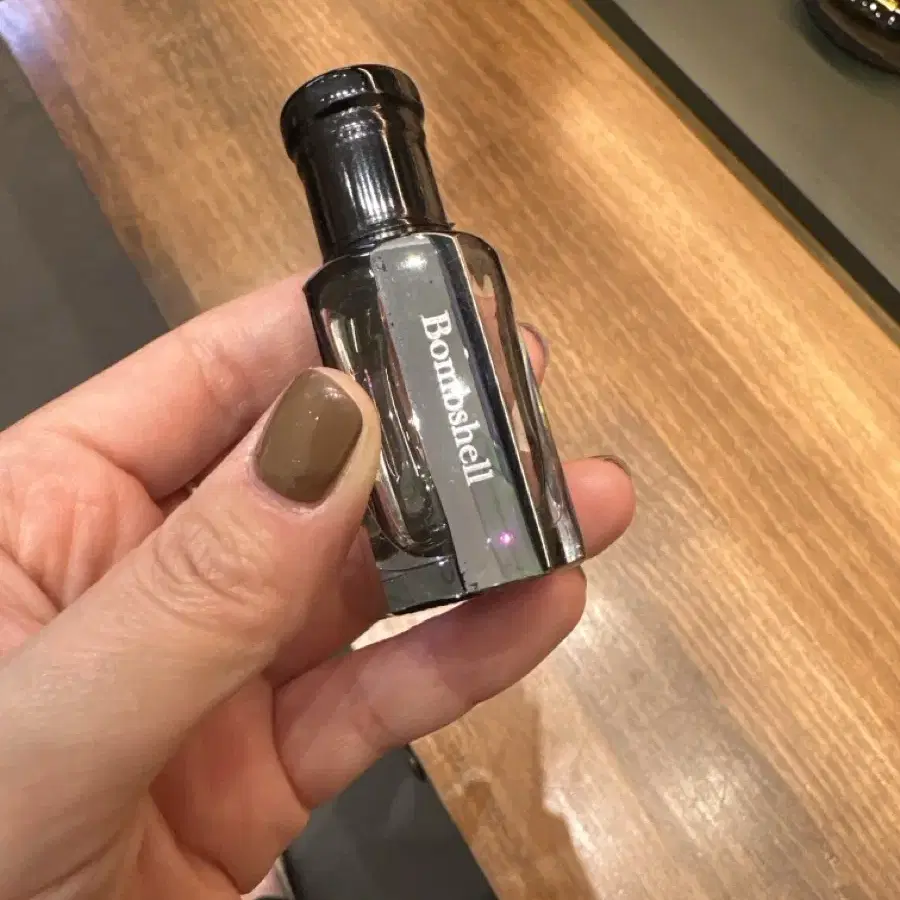 다니엘트루스 오일퍼퓸 밤쉘10ml 외 새제품