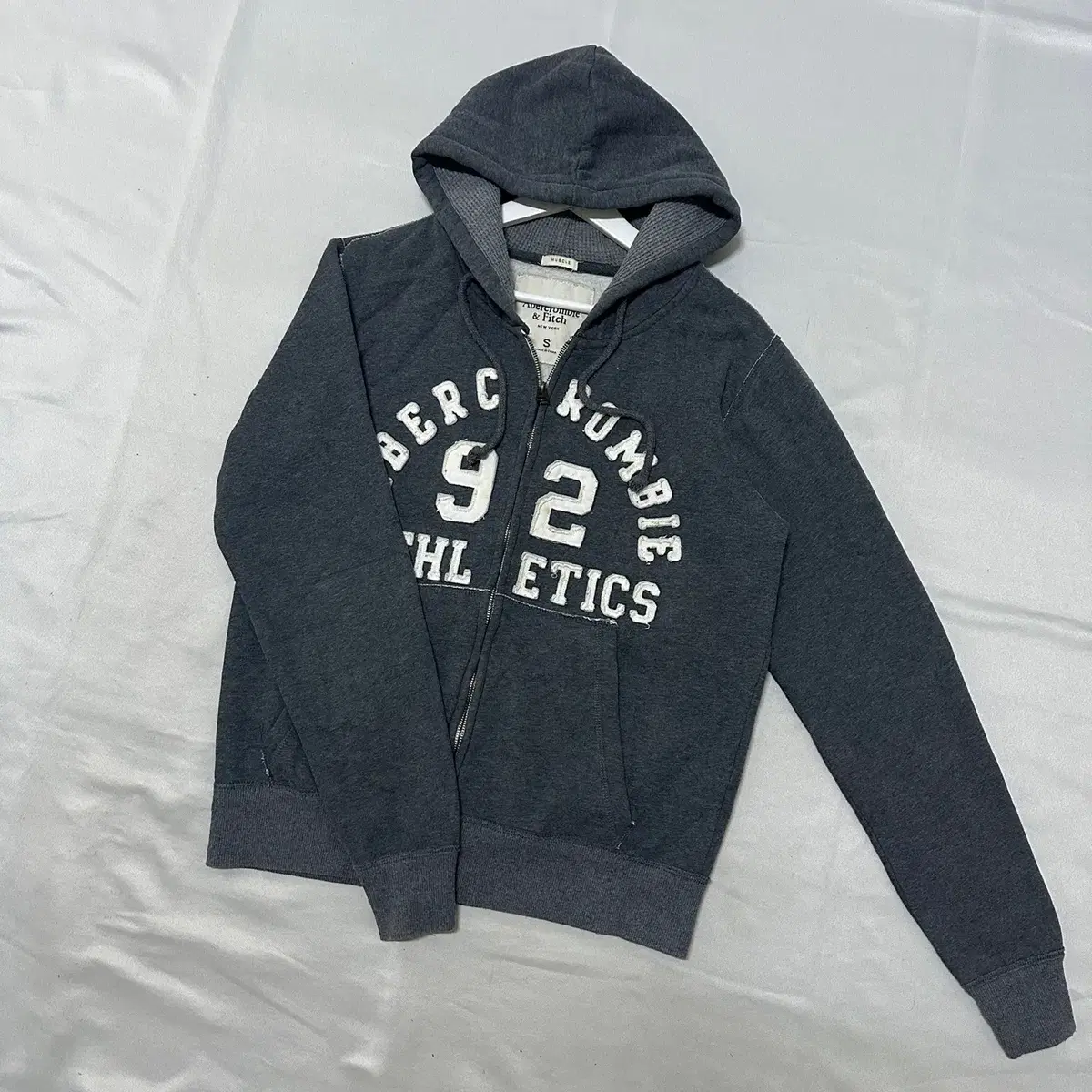 [S] Abercrombie & Fitch Hoodie JYP Shop