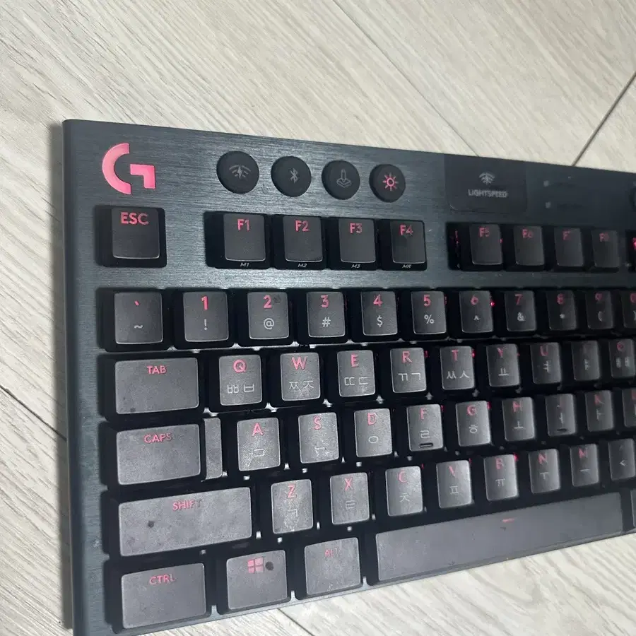 로지텍 G913 TKL 팝니다