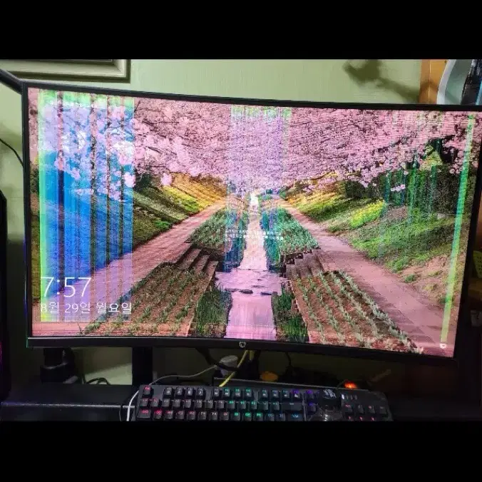 삼성 27인치 qhd 144hz 커브드 모니터.내용필수