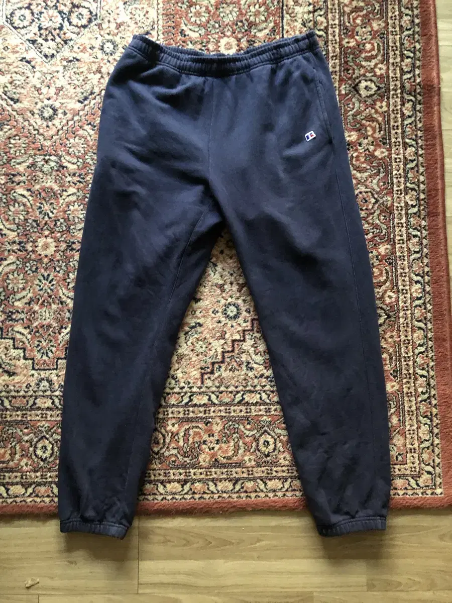 90s Russell Navy Jogger Pants 32XL